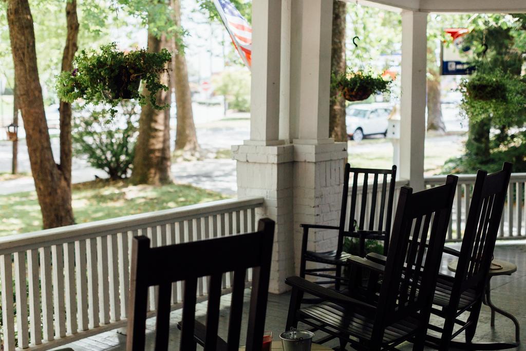 The Charleston Inn Hendersonville Nc 外观 照片