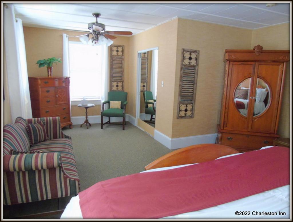 The Charleston Inn Hendersonville Nc 外观 照片