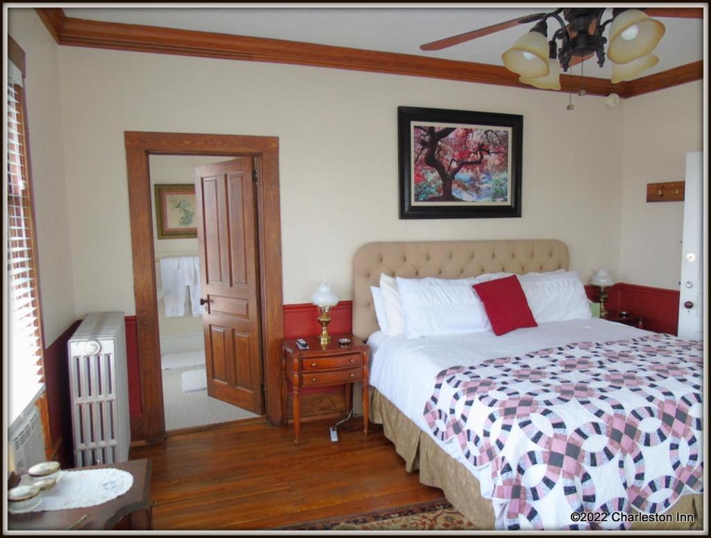 The Charleston Inn Hendersonville Nc 外观 照片
